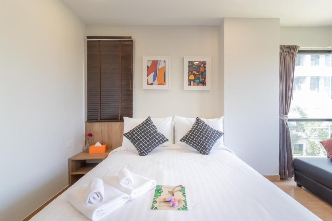Casa Luxe Hotel And Resident Банкок Екстериор снимка