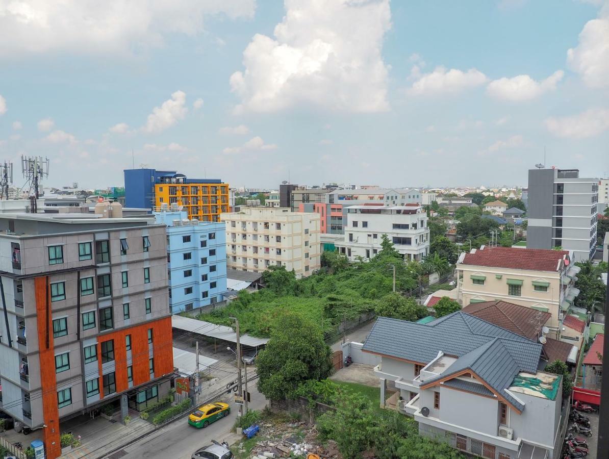 Casa Luxe Hotel And Resident Банкок Екстериор снимка