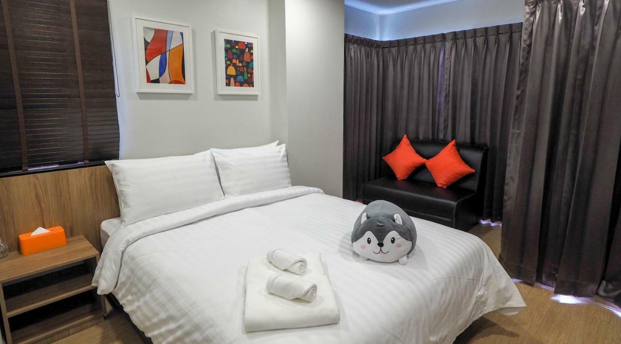 Casa Luxe Hotel And Resident Банкок Екстериор снимка